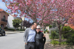 EduardoKissingMami-scaled